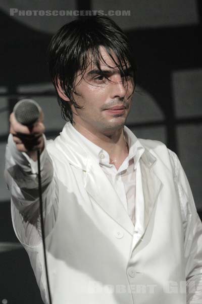 HUSHPUPPIES - 2008-11-08 - PARIS - La Maroquinerie - 